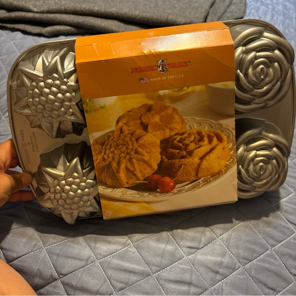 Nordic Ware Silver Bakeware for Stylish Kitchen Essentials